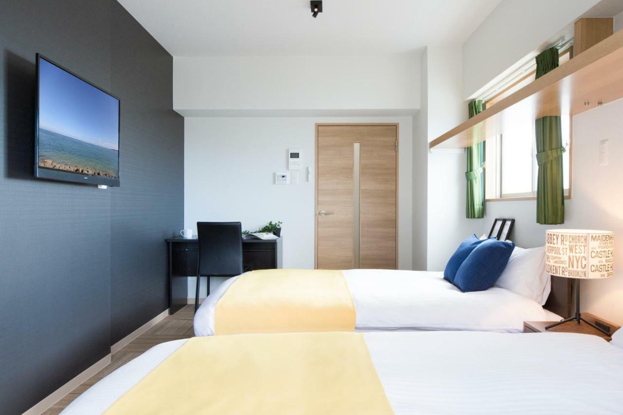Axis Hakata Aparthotel Fukuoka  Exteriör bild